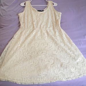 Metaphor dress curvy